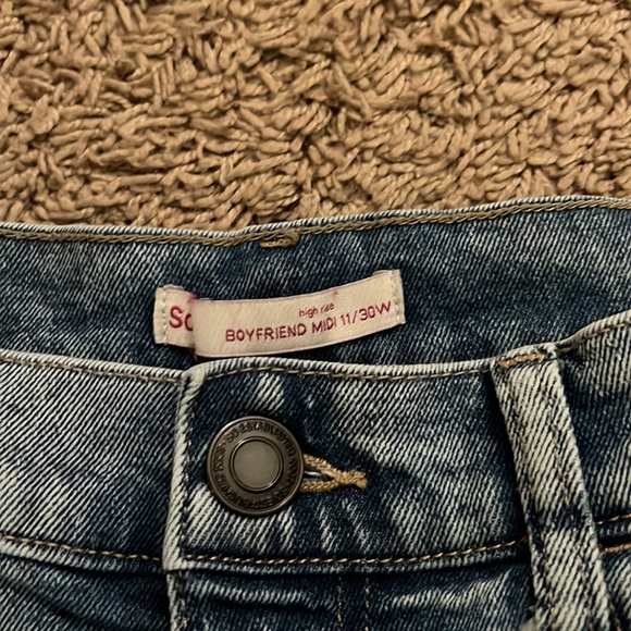Boyfriend blue Jean shorts - Picture 2 of 3